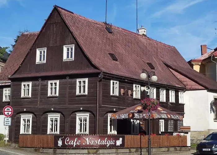 Cafe Nostalgie Dvouluzkovy Romanticky Pokoj