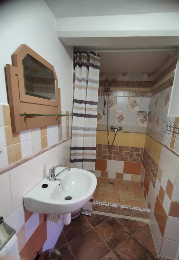 Cafe Nostalgie Dvouluzkovy Romanticky Landhaus Krásná Lípa